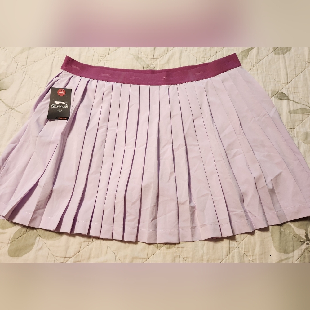 NWT Slazenger Pleated Athletic Skirt w/ Shorts in a Women's size XXL